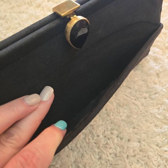 Vintage Black Clutch with Gold Chain - Picture 12 of 12